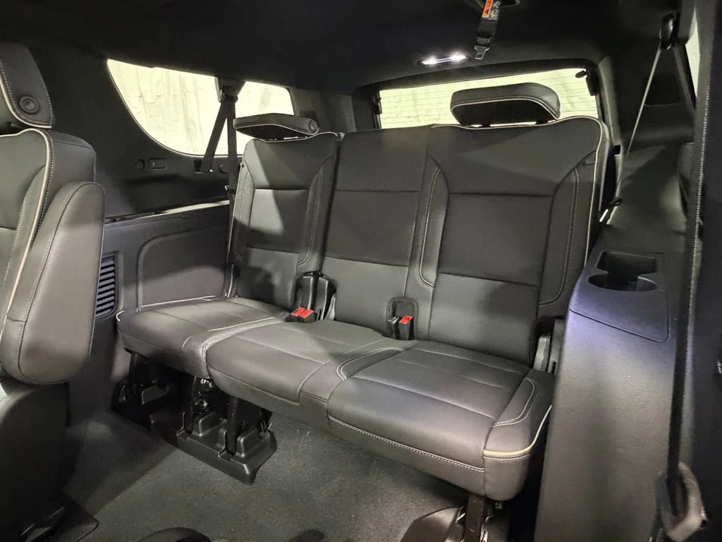 2026 Chevrolet Suburban Premier - Photo 40