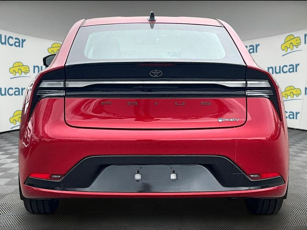 2026 Toyota Prius Plug-in Hybrid XSE - Photo 6