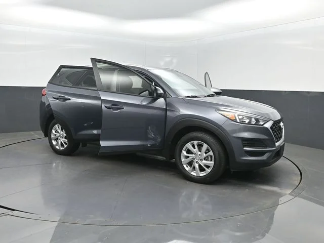 Used 2021 Gray Hyundai Value image 39