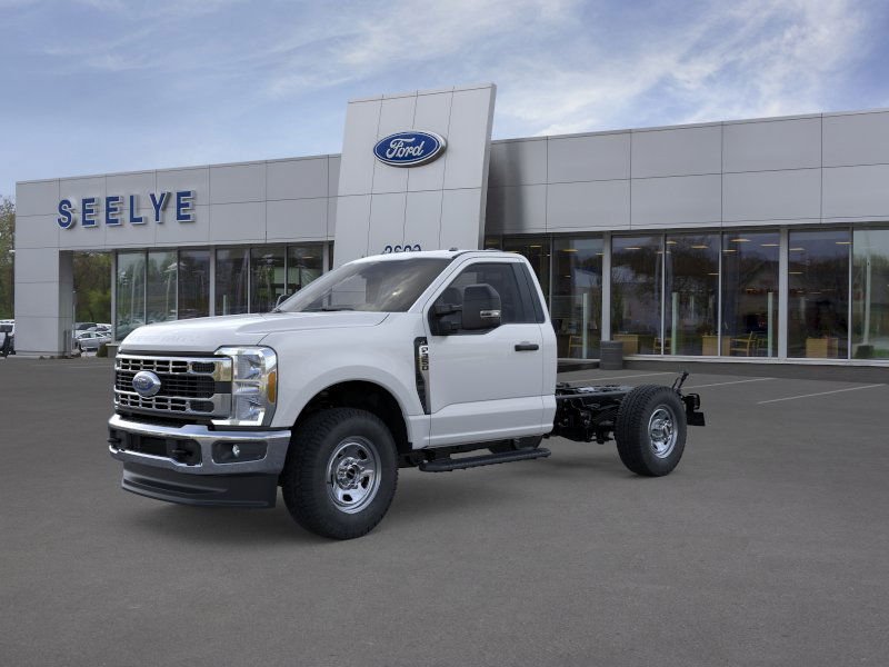2025 Ford F-350 Super Duty Chassis Cab