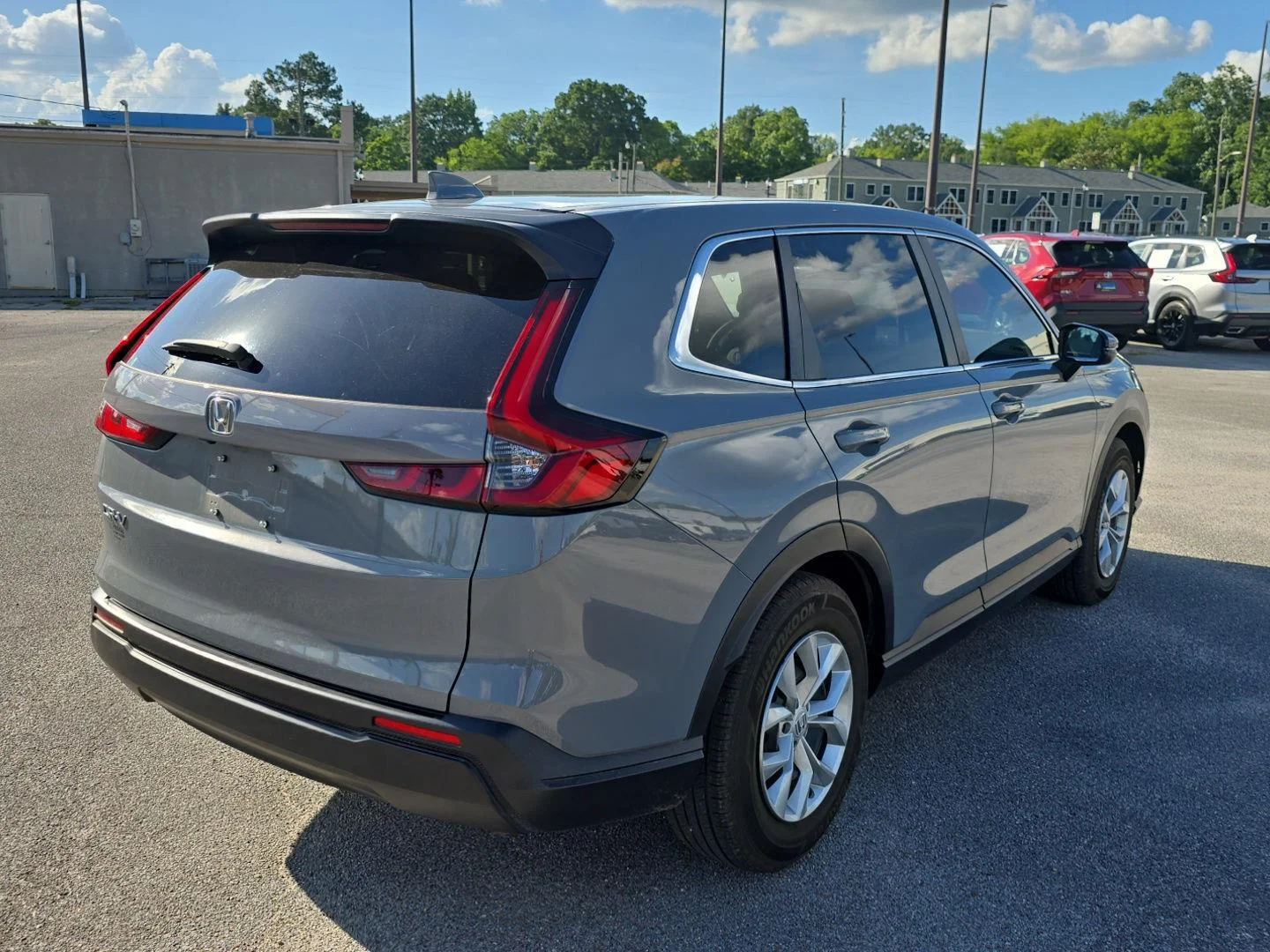 Used 2026 Urban Gray Pearl Honda LX image 3