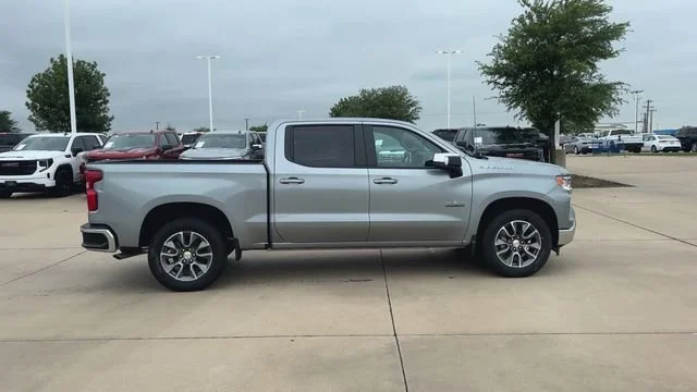 2026 Chevrolet Silverado 1500 LT - Photo 9