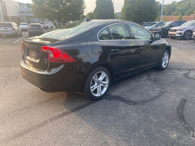 Used 2015 Black Volvo T5 Premier Plus image 5