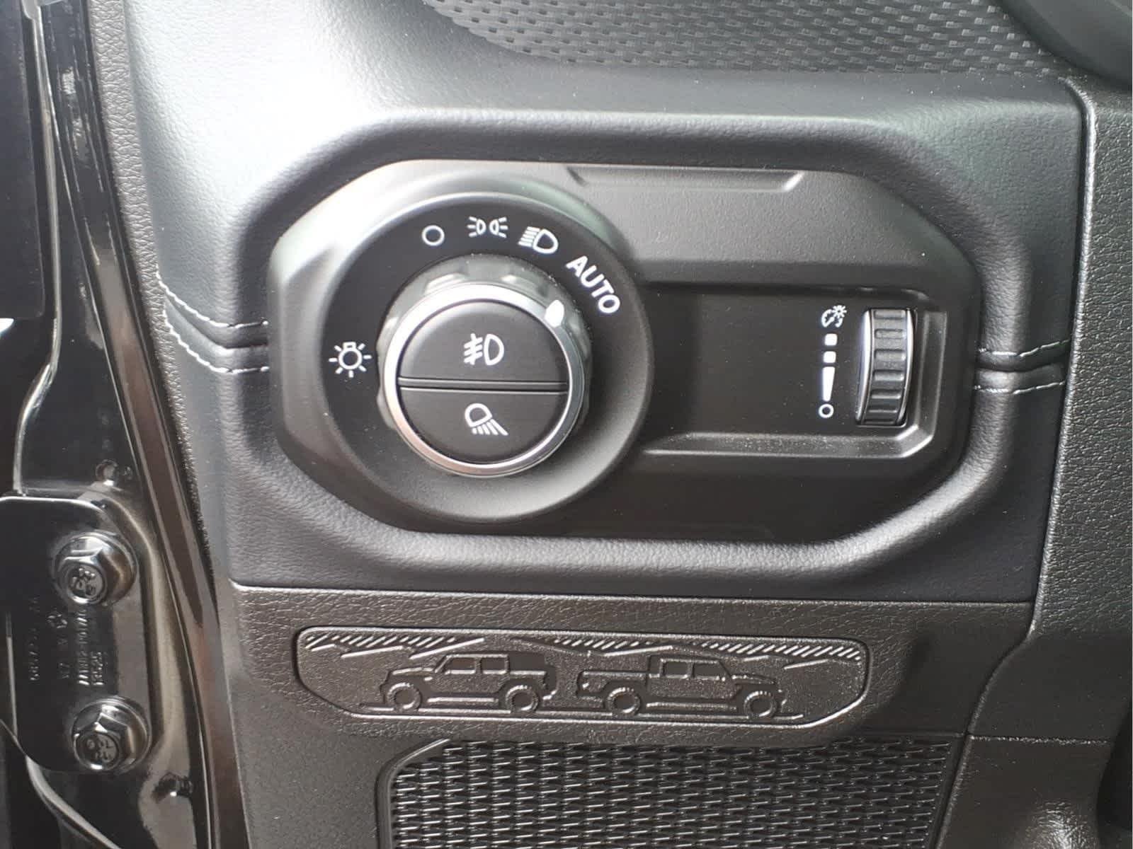 Used 2026 Black Clearcoat Jeep Rubicon image 19