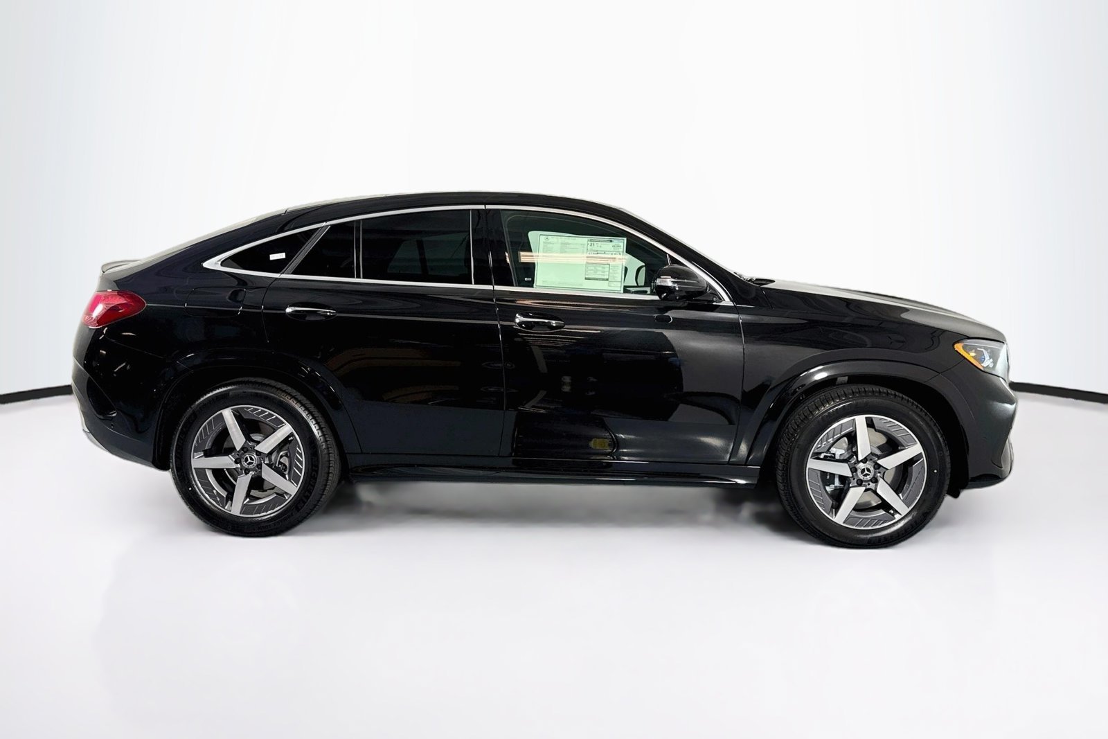 New 2027 Obsidian Black Metallic Mercedes-Benz GLE 450 image 4