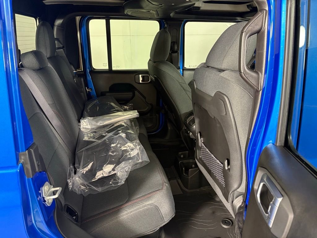New 2026 Hydro Blue Pearl-Coat Exterior Paint Jeep Rubicon image 20