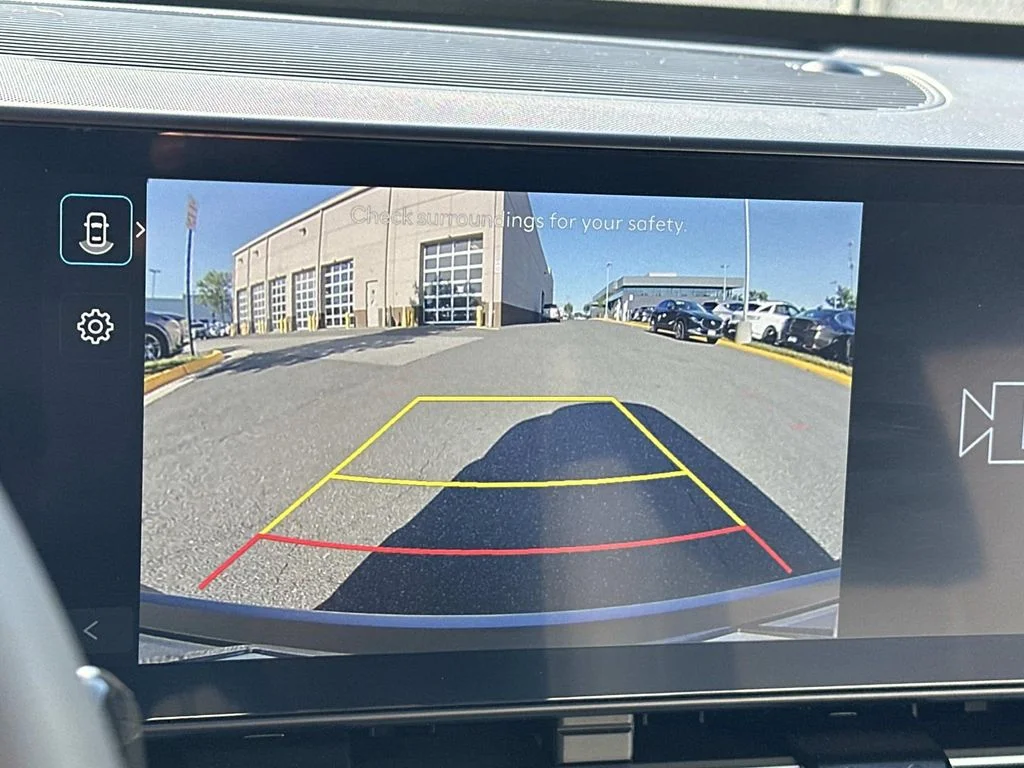 Used 2026 Gray Hyundai SEL Premium image 22