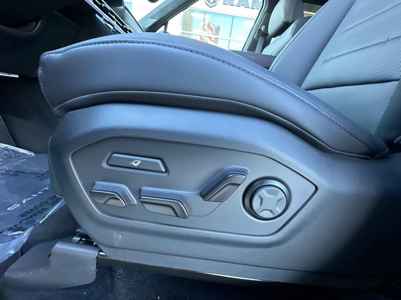 2026 Hyundai Santa Fe Calligraphy - Photo 12
