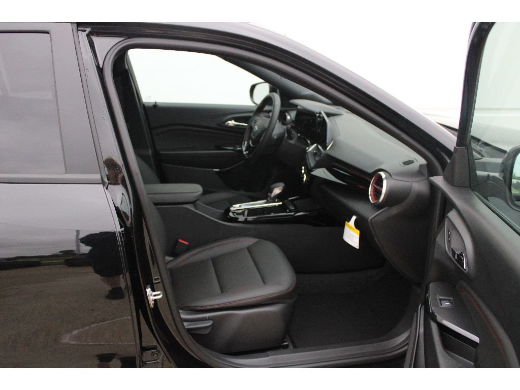 New 2026 Mosaic Black Metallic Chevrolet 2RS image 9