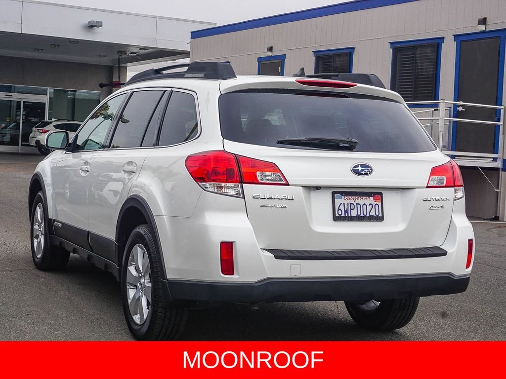 Used 2012 White Subaru 2.5i image 4