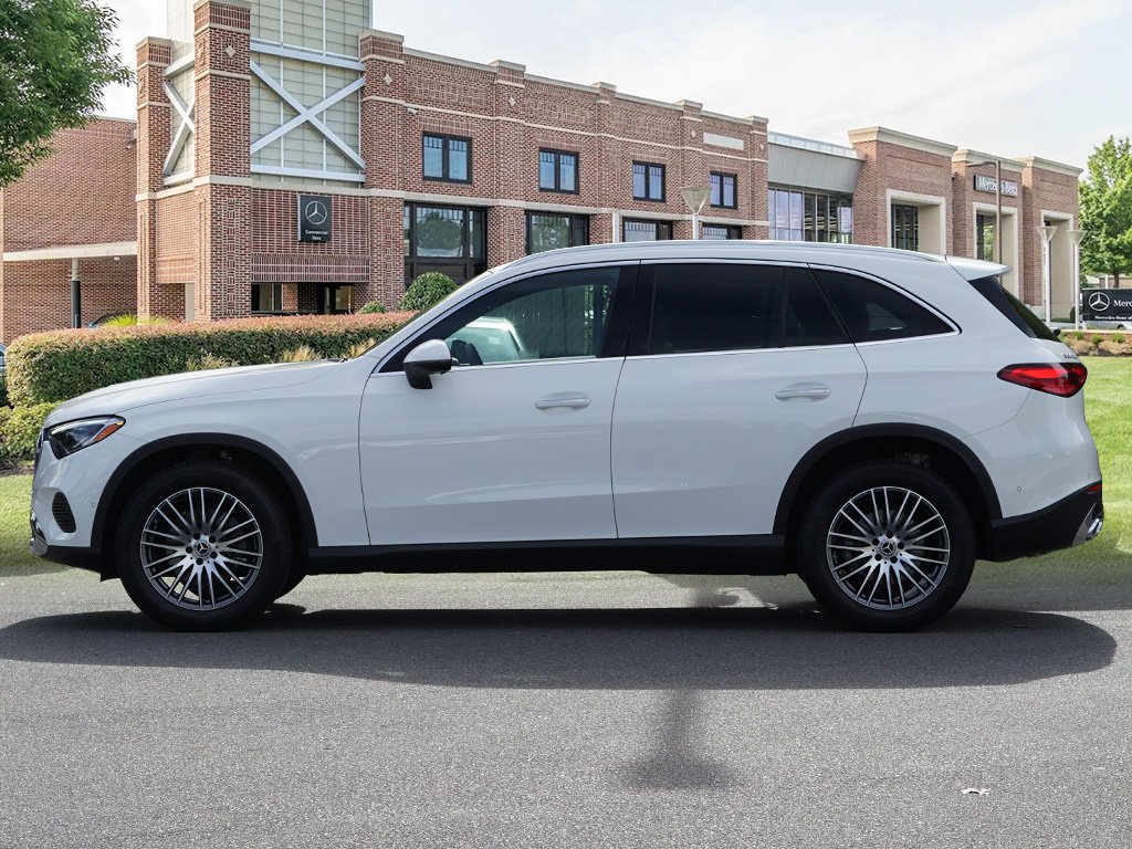 Certified Used 2024 Polar White Mercedes-Benz GLC 300 image 8