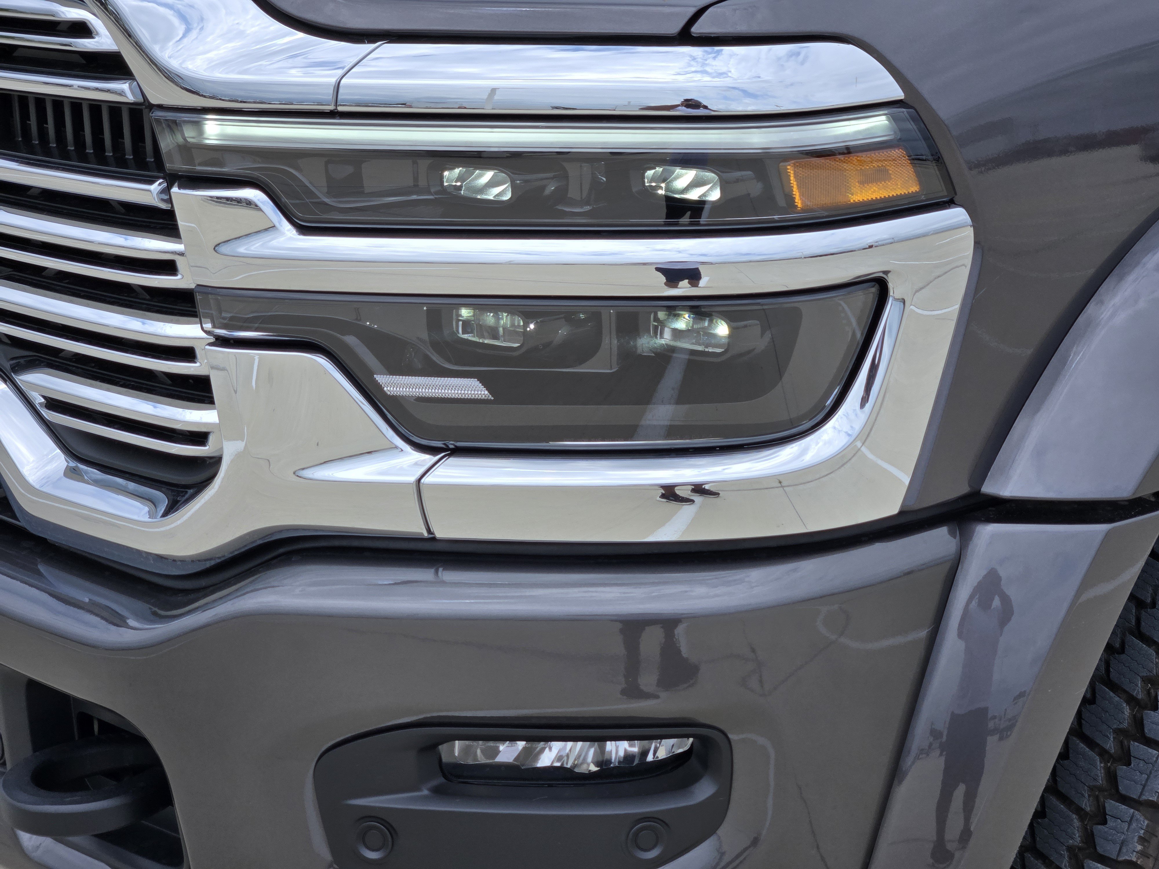 New 2026 Granite Crystal Metallic Clear-Coat Exterior Paint RAM Big Horn image 7