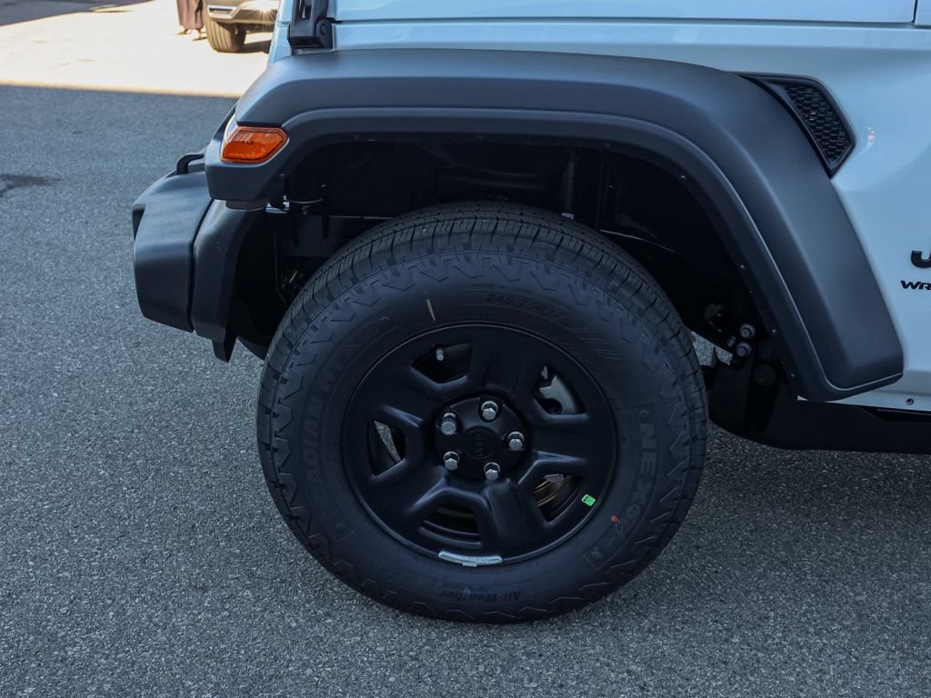 New 2026 Bright White Clear-Coat Exterior Paint Jeep Sport image 10