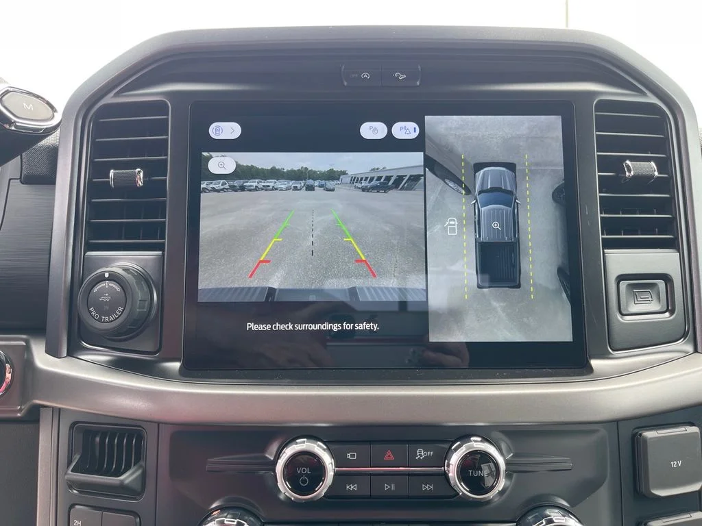 New 2026 Marsh Gray Ford XLT image 4
