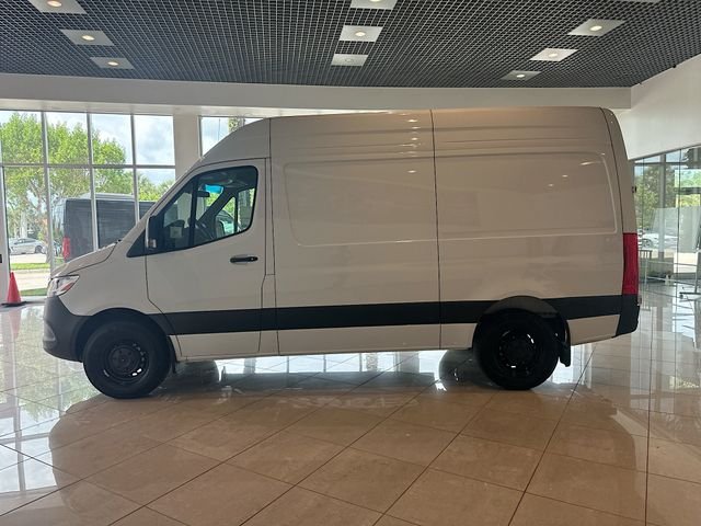 New 2025 Arctic White Mercedes-Benz Cargo 144 WB image 4
