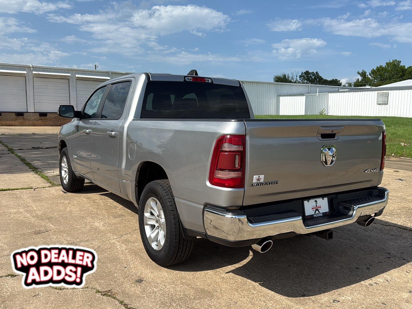 Used 2023 Billet Silver Metallic Clearcoat Ram Laramie image 5