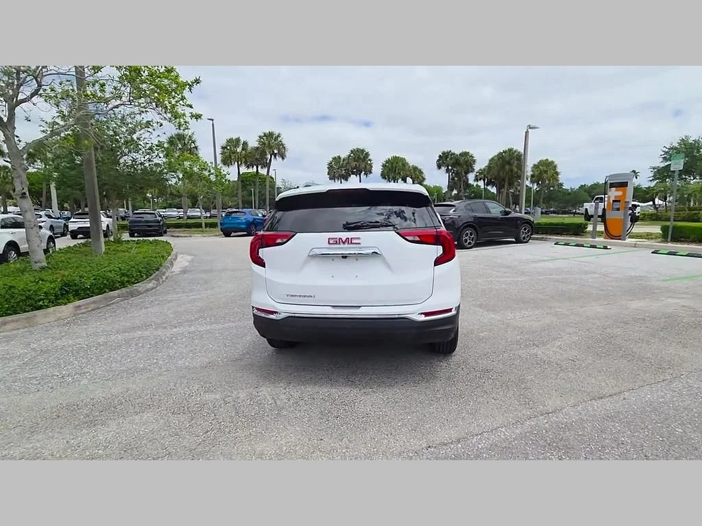 Used 2020 Summit White GMC SLT image 40