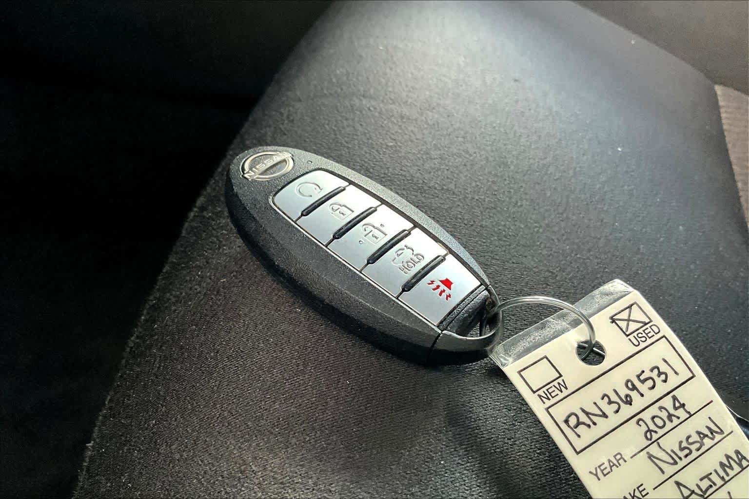 Used 2024 Gun Metallic Nissan 2.5 SV image 13