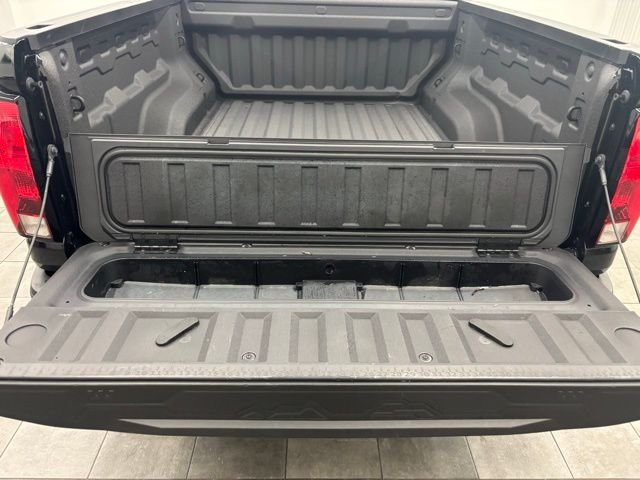 Used 2025 Black Chevrolet Trail Boss image 6
