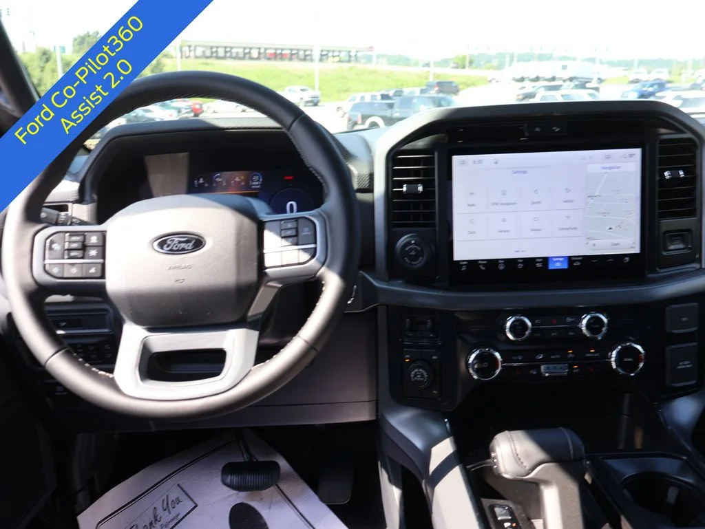 New 2026 Oxford White Ford XLT image 19