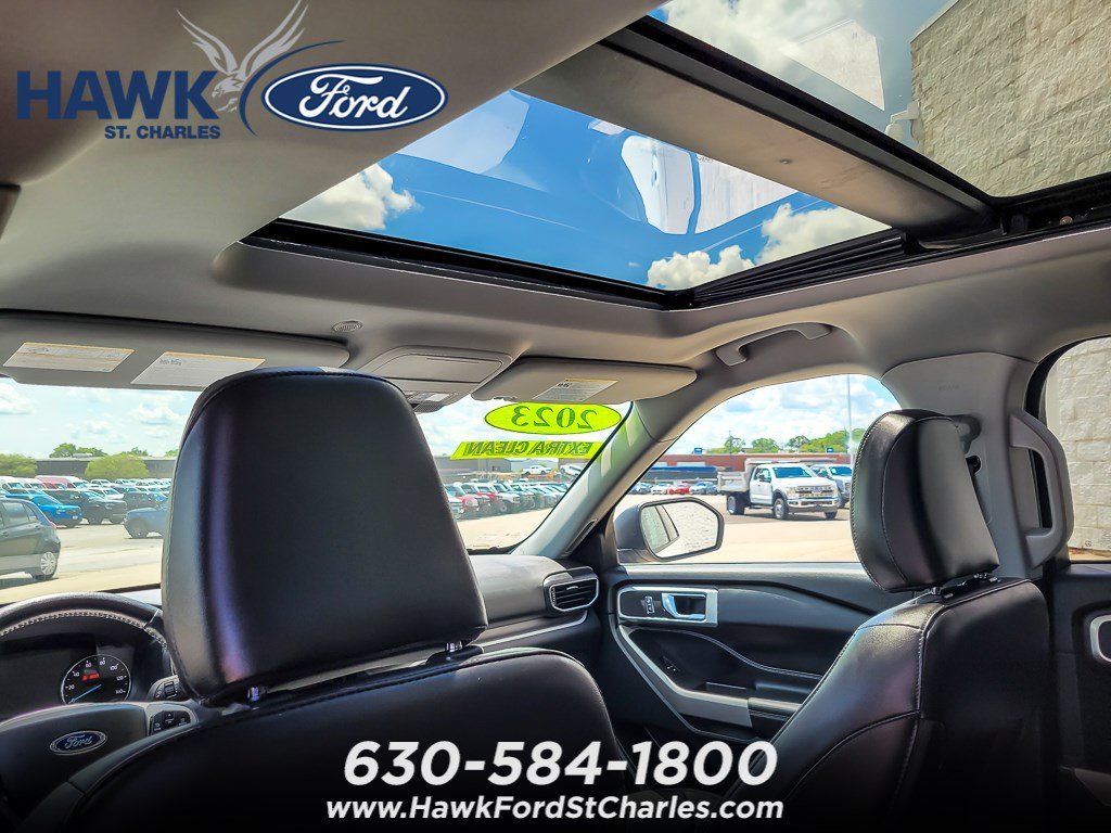 Certified Used 2023 White Metallic Ford XLT image 12