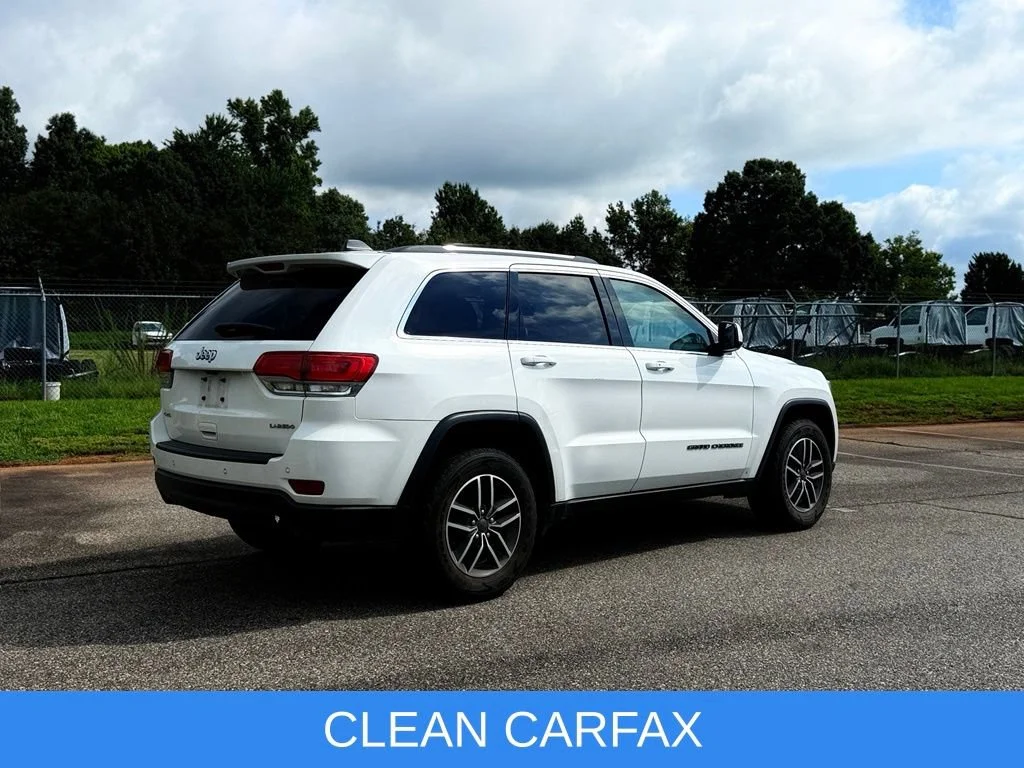 Used 2019 White Jeep Laredo E 4x4 image 3