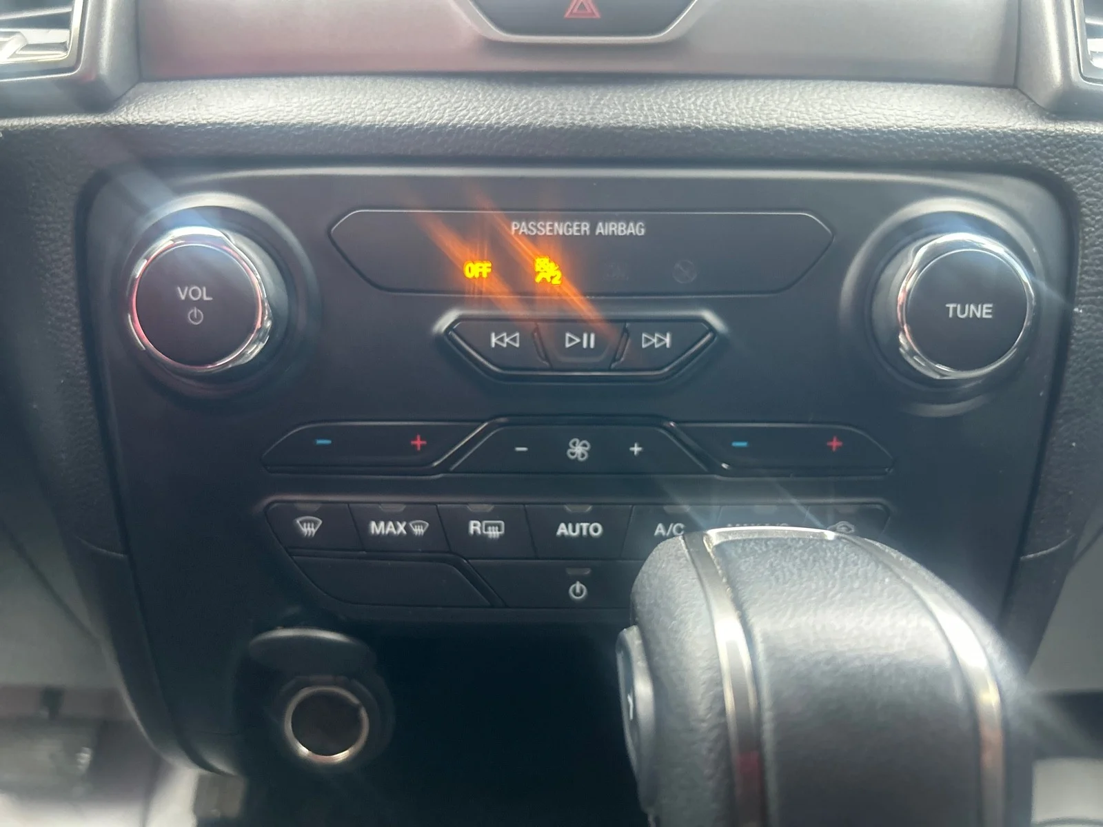 Used 2021 WHITE Ford XLT image 17