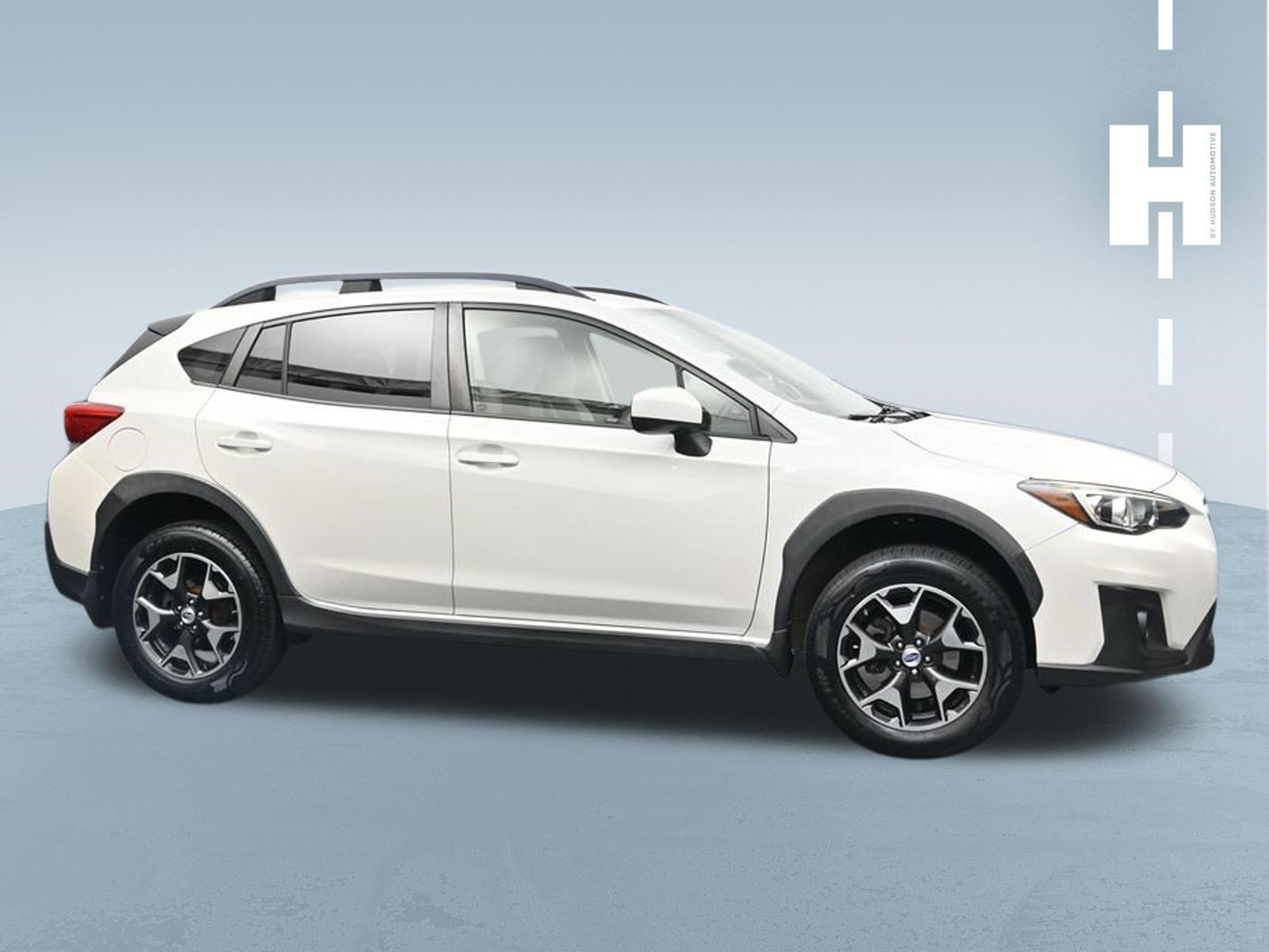 Used 2018 Crystal White Pearl Subaru Premium image 3