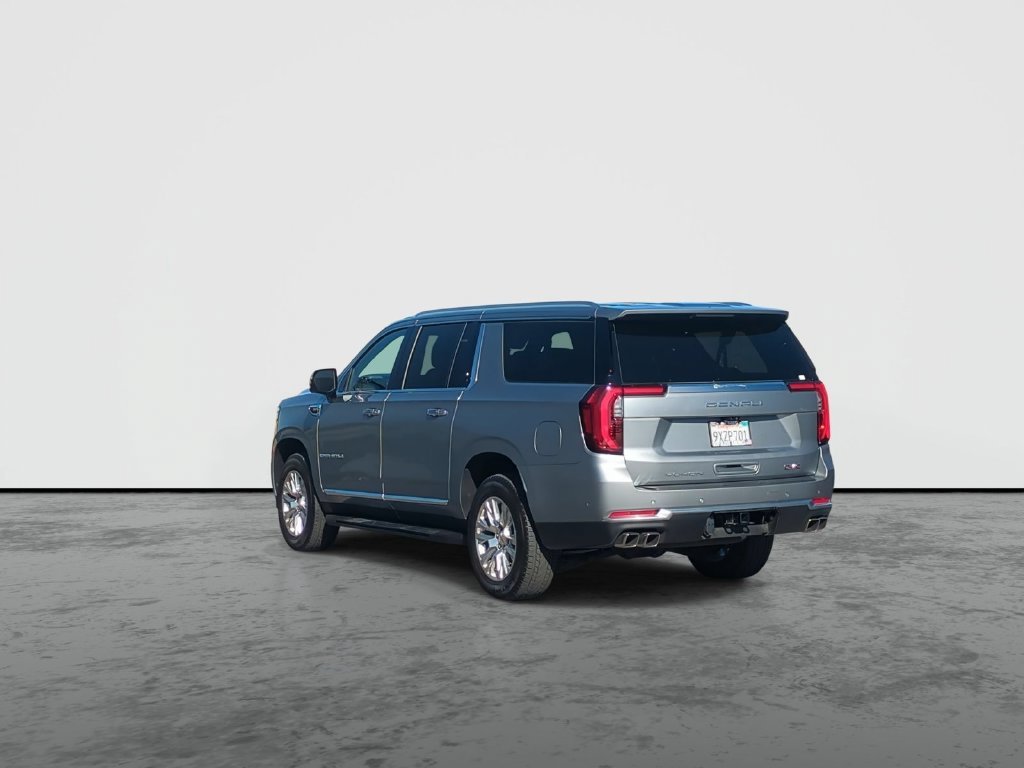 2026 GMC Yukon XL Denali - Photo 6