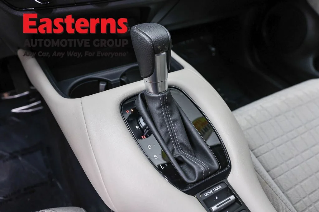 Used 2024 White Honda LX image 13