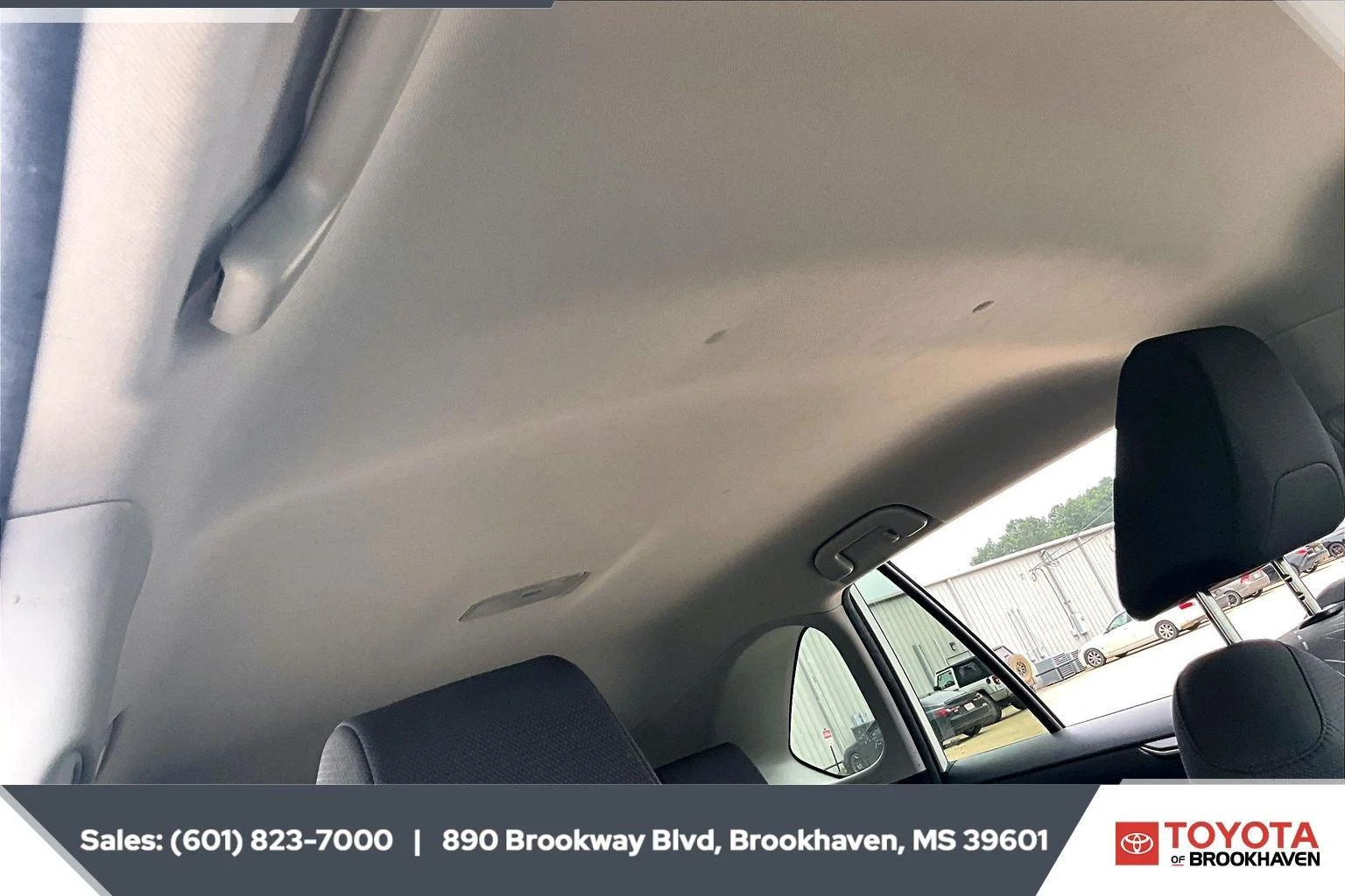 Used 2024 Ice Cap Toyota XLE image 16