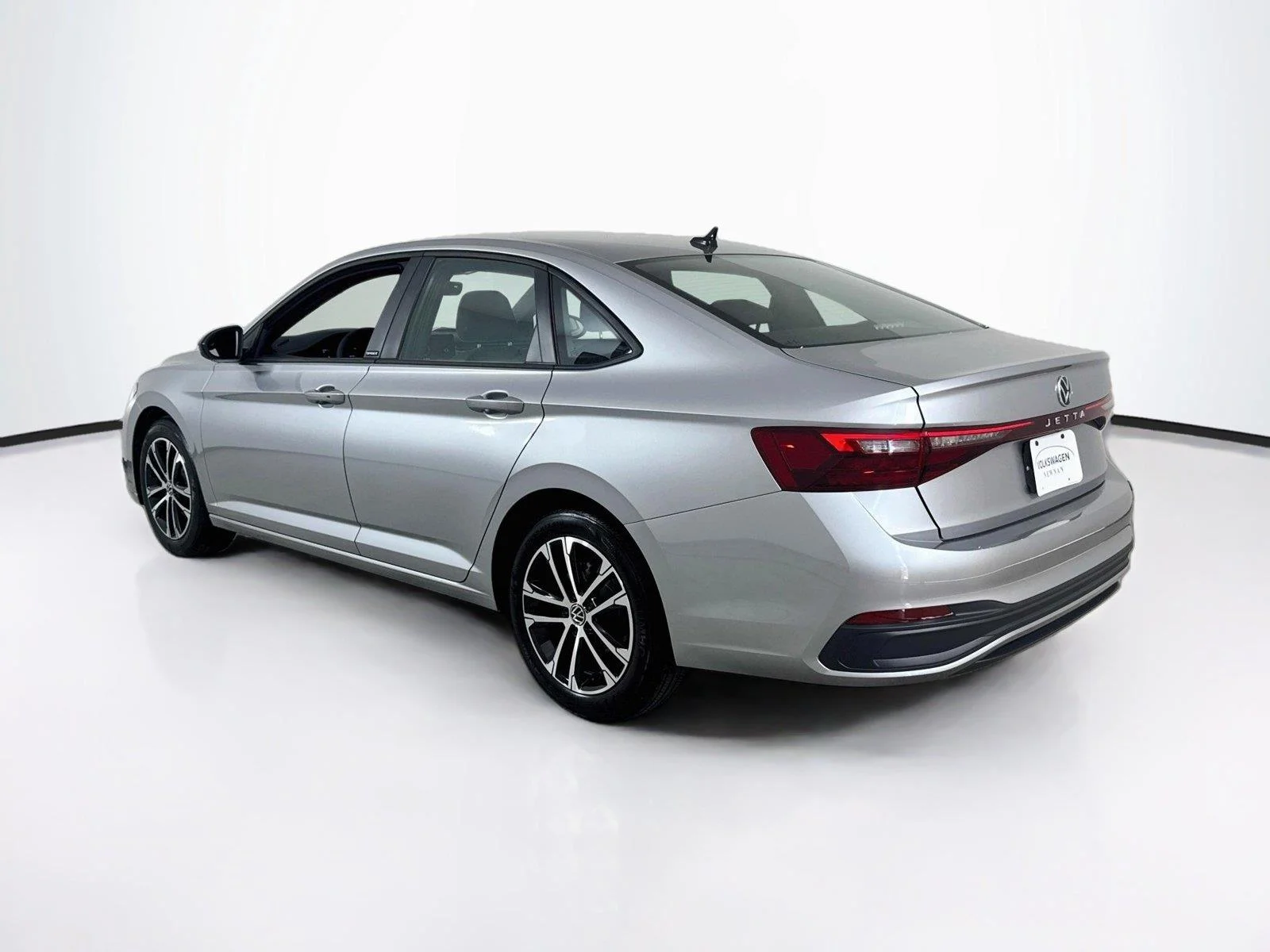 New 2027 SILVER VOLKSWAGEN  image 7