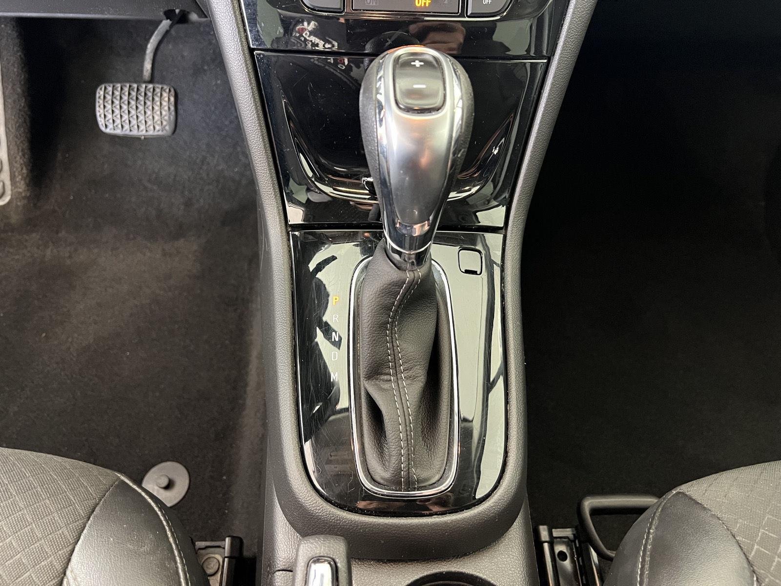 Used 2021 Ebony Twilight Metallic Buick Preferred image 21