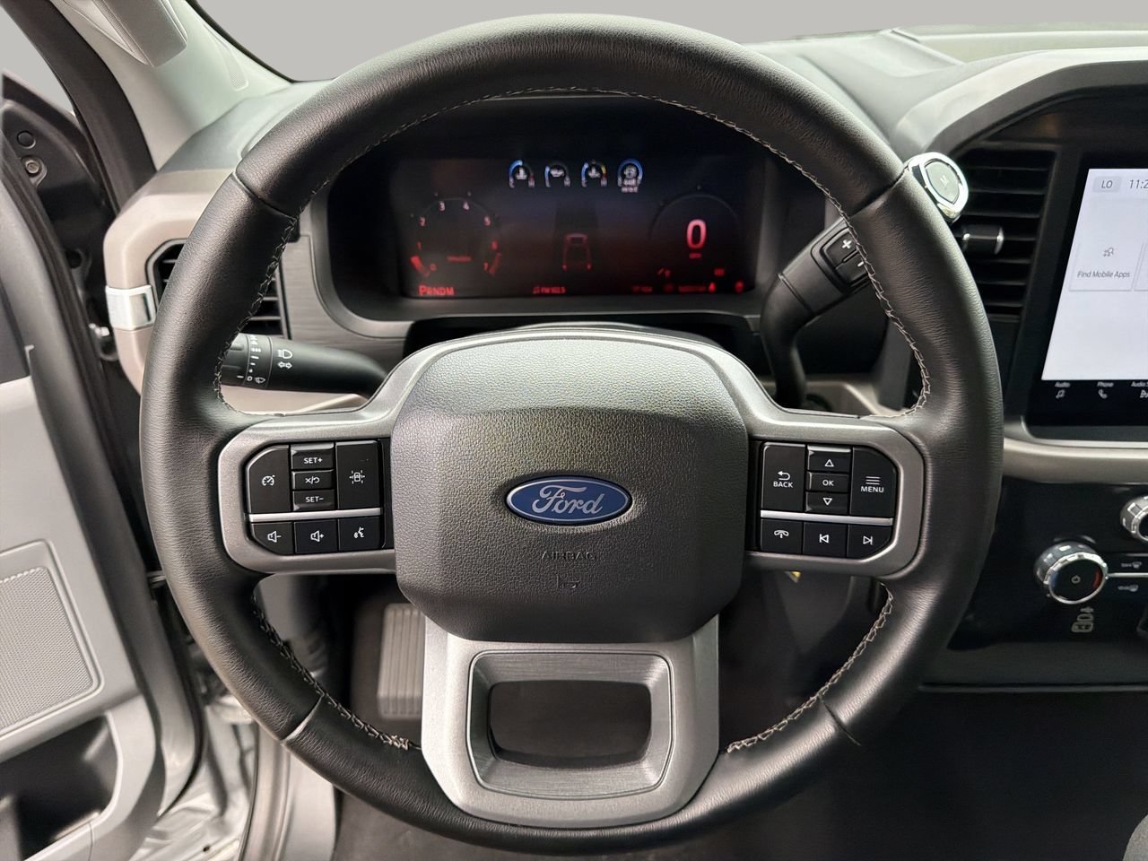 Used 2025 Silver Metallic Ford XLT image 28