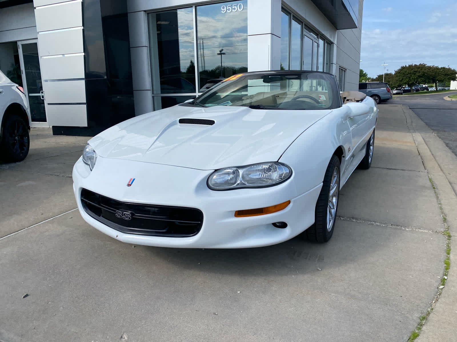Used 2002 Chevrolet Camaro Z28 with VIN 2G1FP32G622124009 for sale in Kansas City