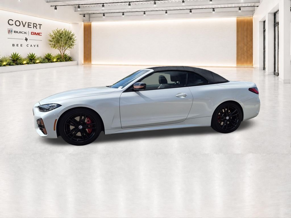 Used 2023 White BMW M440i image 5