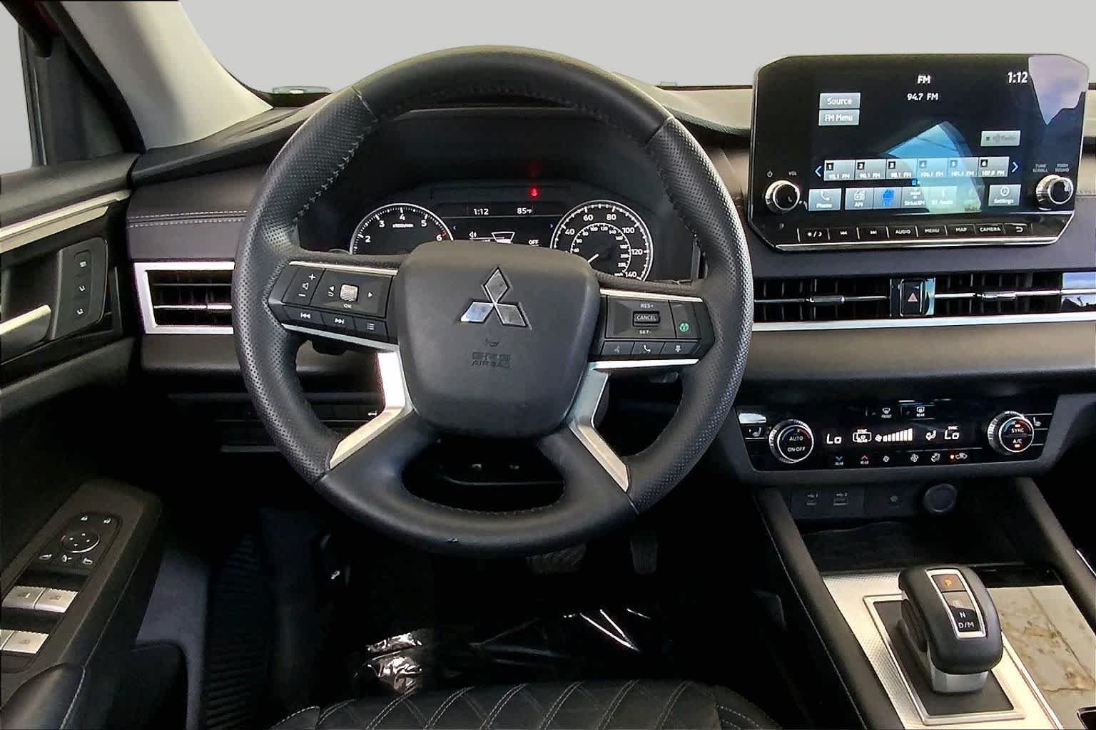 Used 2022 Red Diamond Mitsubishi SEL Special Edition image 6