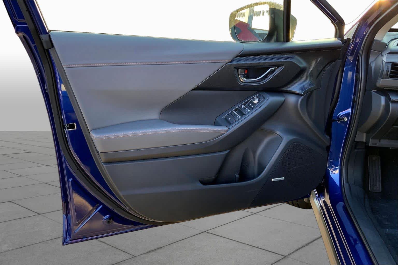 New 2026 SAPPHIRE BLUE PEARL Subaru Limited Hybrid image 9
