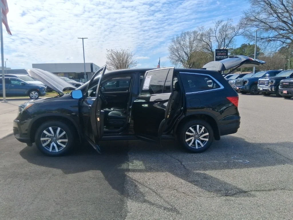 Used 2022 Black Honda EX-L image 29