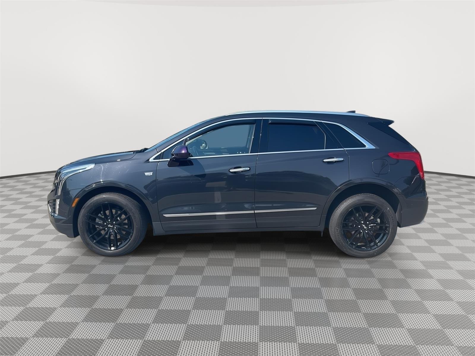 Used 2019 Manhattan Noir Metallic Cadillac Premium Luxury AWD image 8