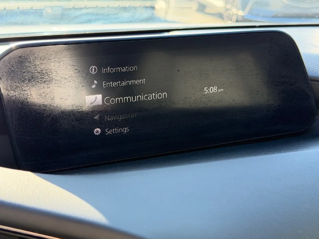 Used 2019 White Mazda Preferred image 23