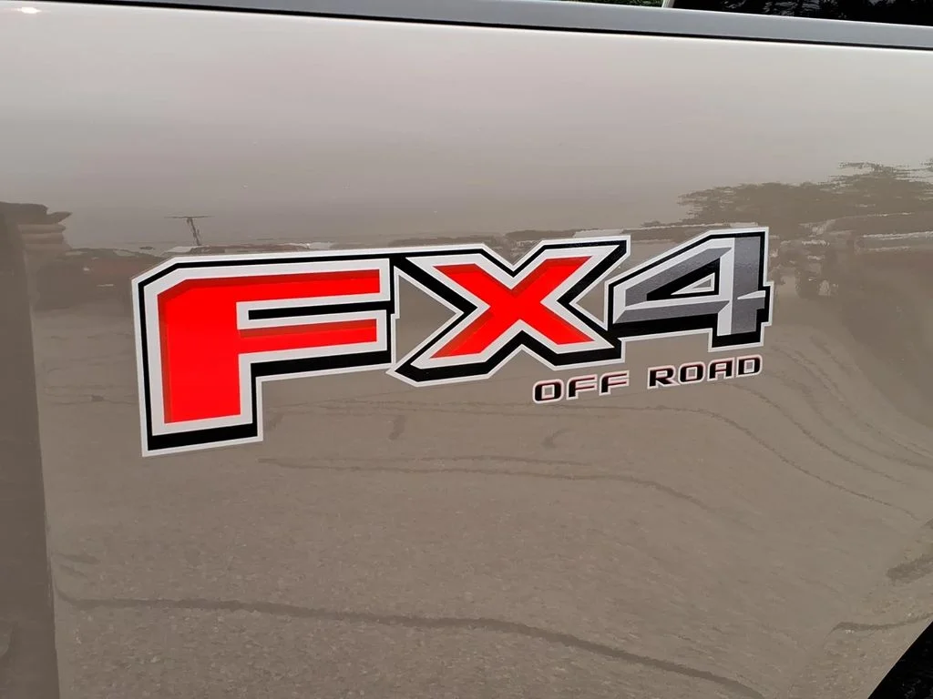 New 2026 Marsh Gray Ford XLT image 8