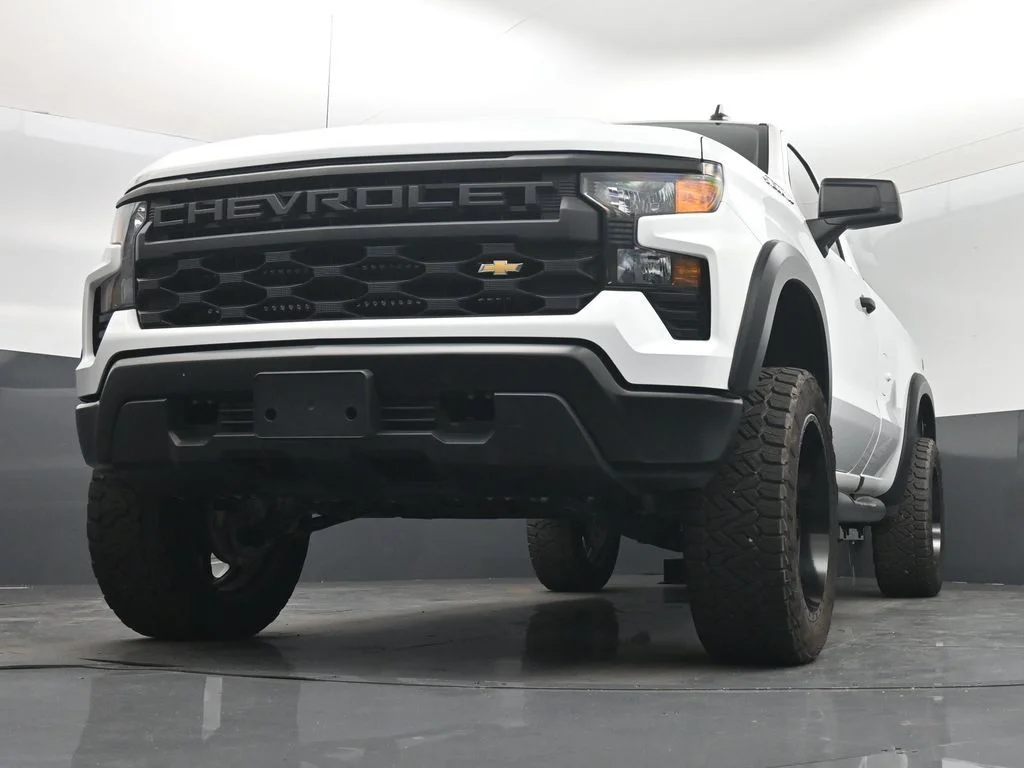 Used 2024 White Chevrolet WT image 31