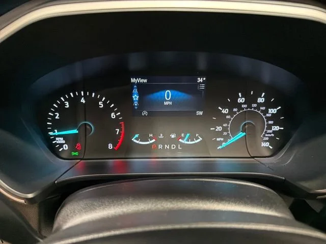 Used 2022 Blue Ford SE image 19