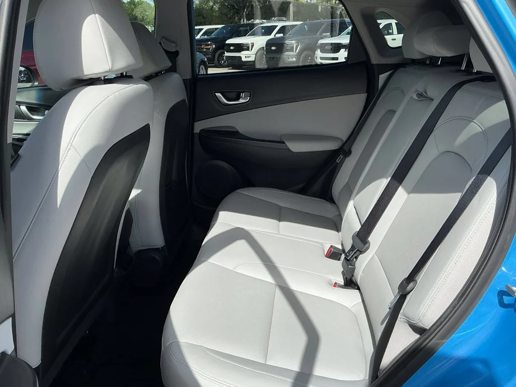 Used 2022 Blue Hyundai Limited image 20