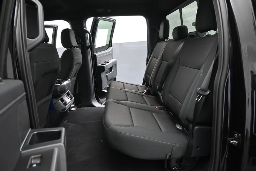 New 2026 Agate Black Metallic Ford XLT image 18