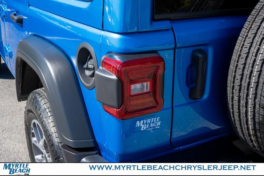 New 2026 Hydro Blue Pearl-Coat Exterior Paint Jeep Sport S image 12
