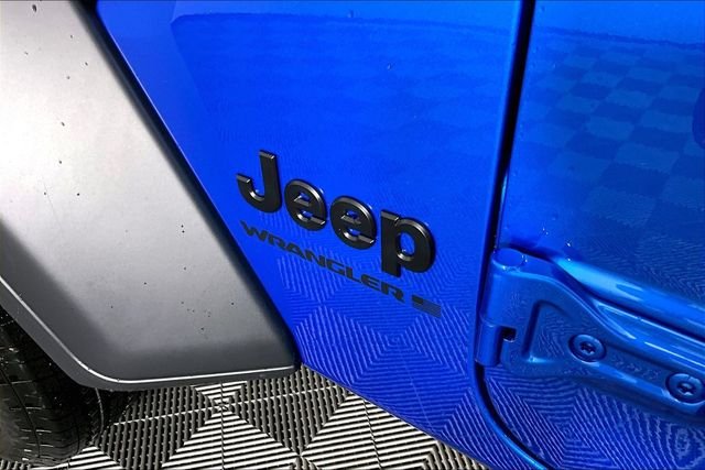 New 2026 Hydro Blue Pearlcoat Jeep Sport S image 10
