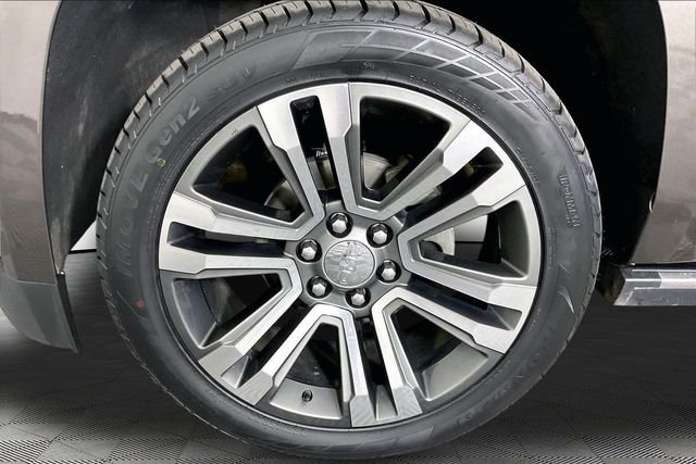 Used 2019 Gray GMC Denali image 30