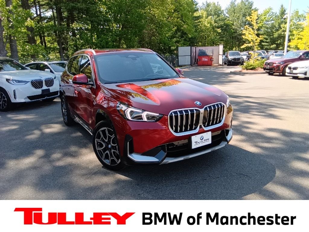 Certified Used 2026 Vegas Red Metallic BMW xDrive28i image 1
